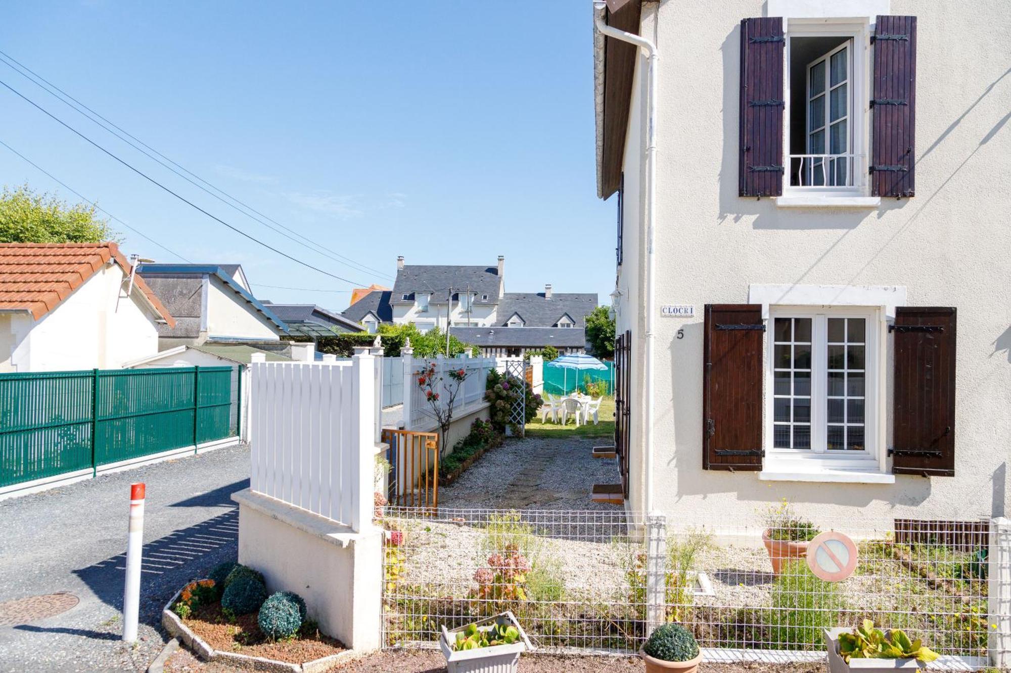 La Maison Cabourgeaise Proche Mer Екстериор снимка