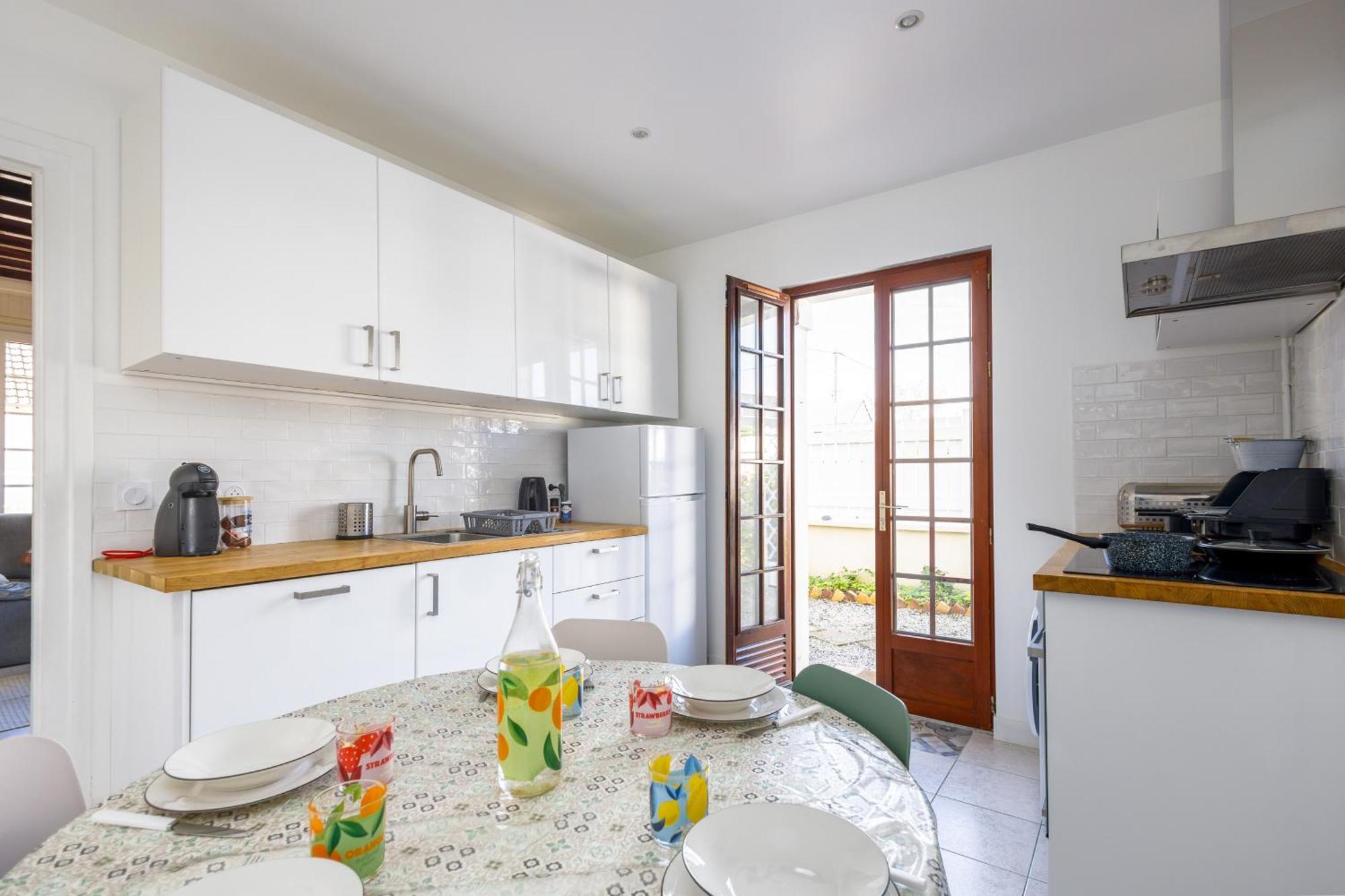 La Maison Cabourgeaise Proche Mer Екстериор снимка